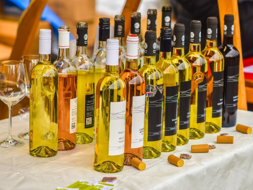 Svatomartinské slavnosti na Rašínově nábřeží nabídnou mladá i tichá vína a husí speciality